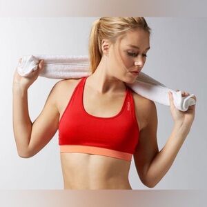 NWT Reebok Workout Bra - Size M Red/Coral